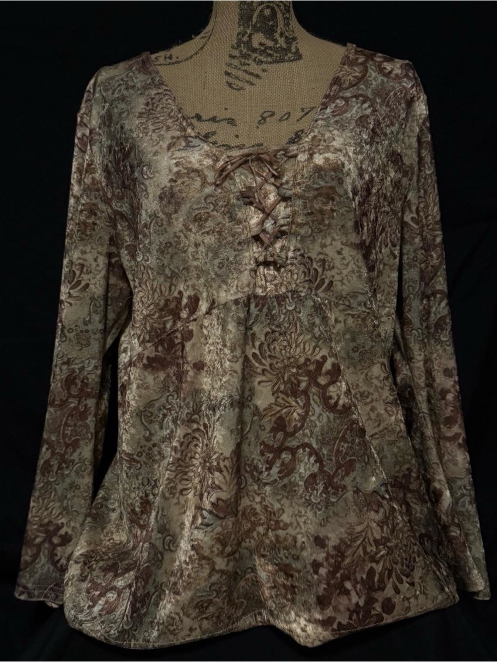 Vintage Women’s Brown Lace-Up V-Neck Floral Top